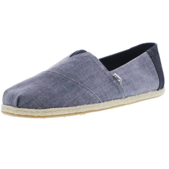 Toms Other - TOMS Classic Canvas Slip-On Shoe